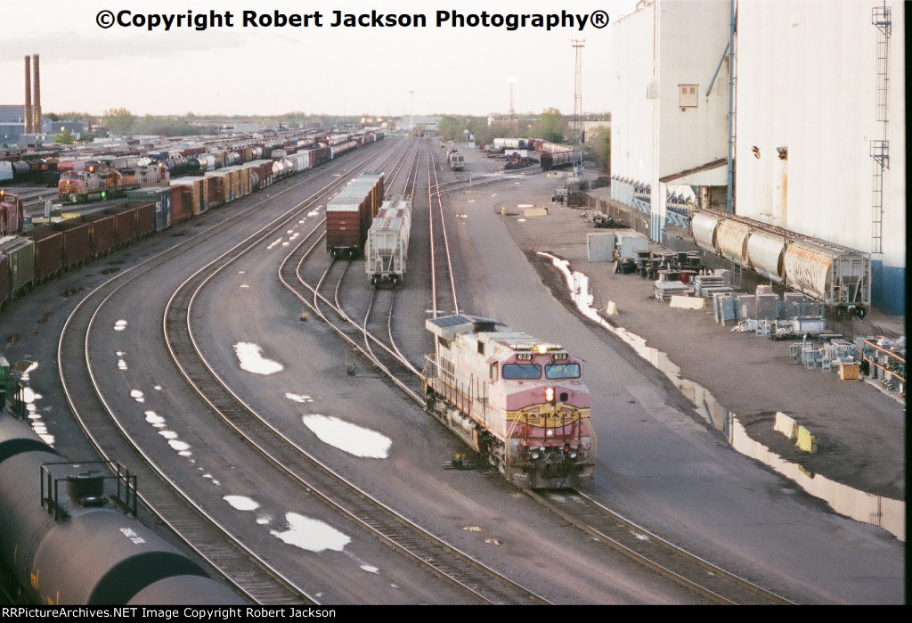 BNSF 623